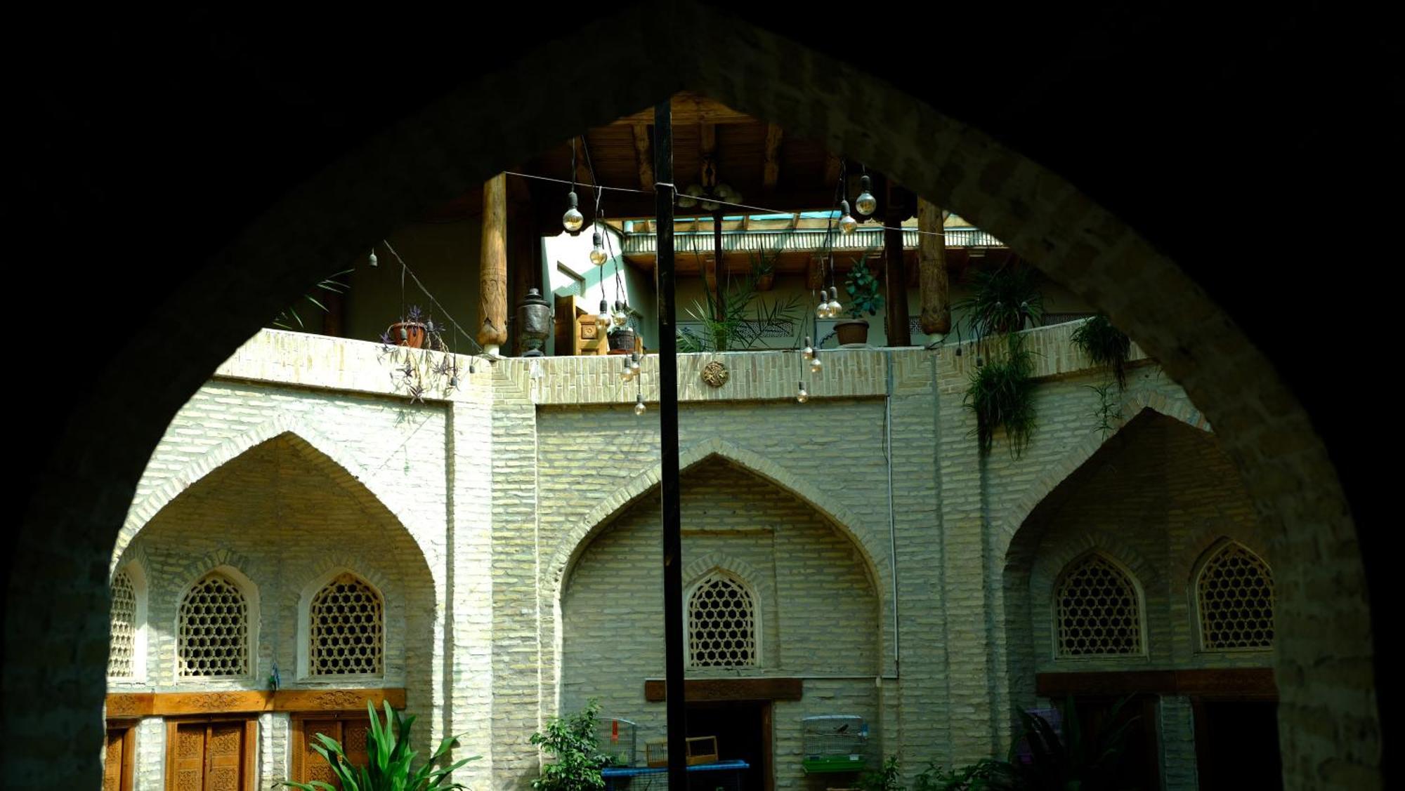 Aist Caravan Boutique Sarai Hotel Bukhara Exterior photo